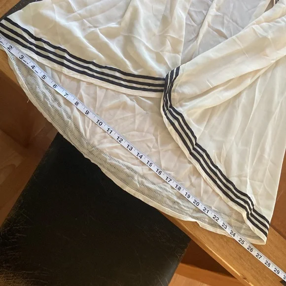 Boutique hi low skirt cream w black stripes small Nwot - Picture 11 of 16
